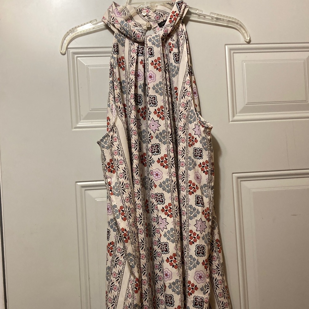 Ann Taylor Sleeveless Floral Top in Cream M‎
